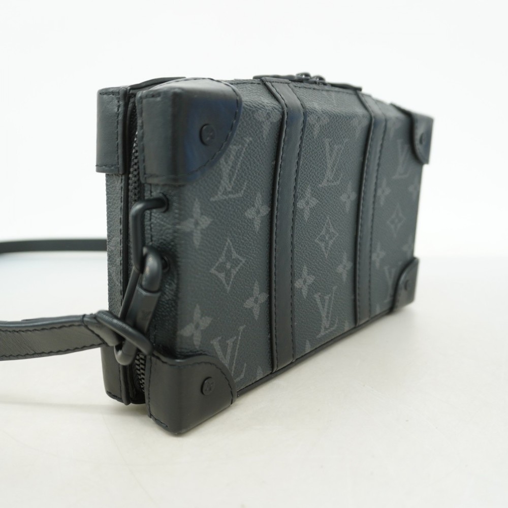 Louis Vuitton Shoulder Bag Monogram Eclipse Soft Trunk Wallet M69838 Black Men's - Picture 2 of 12